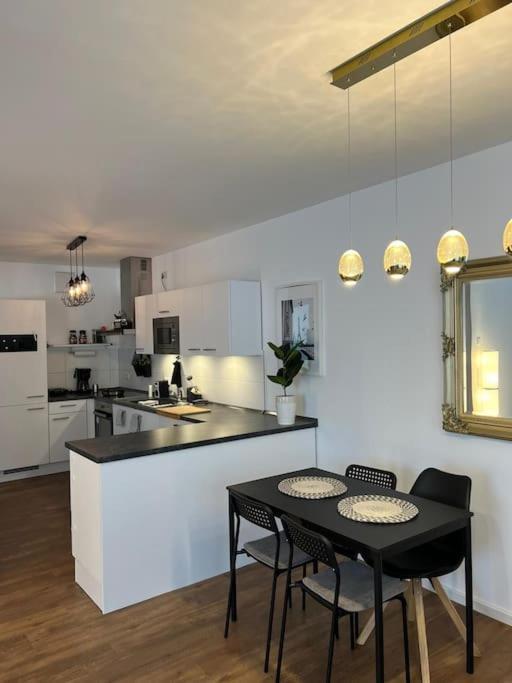 Moderne Wohnung Mit 4 Betten Bochum Exterior foto